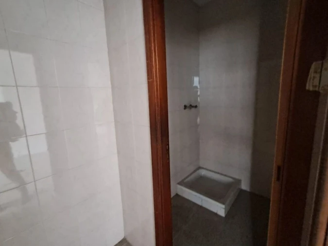 Loja para Arrendamento em Maia Foto 24