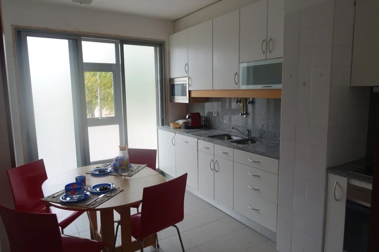 Apartamento T3 para Arrendamento em Espinho Foto 18