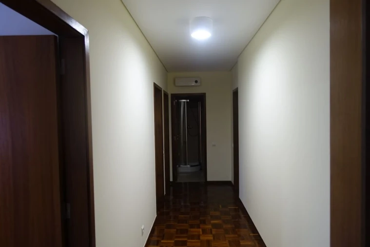 Apartamento T3 para Arrendamento em Espinho Foto 26