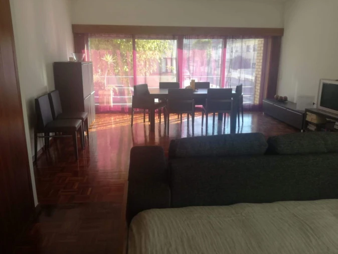 Apartamento T3 para Arrendamento em Espinho Foto 22