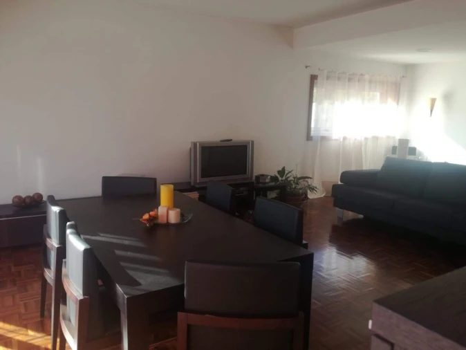 Apartamento T3 para Arrendamento em Espinho Foto 24