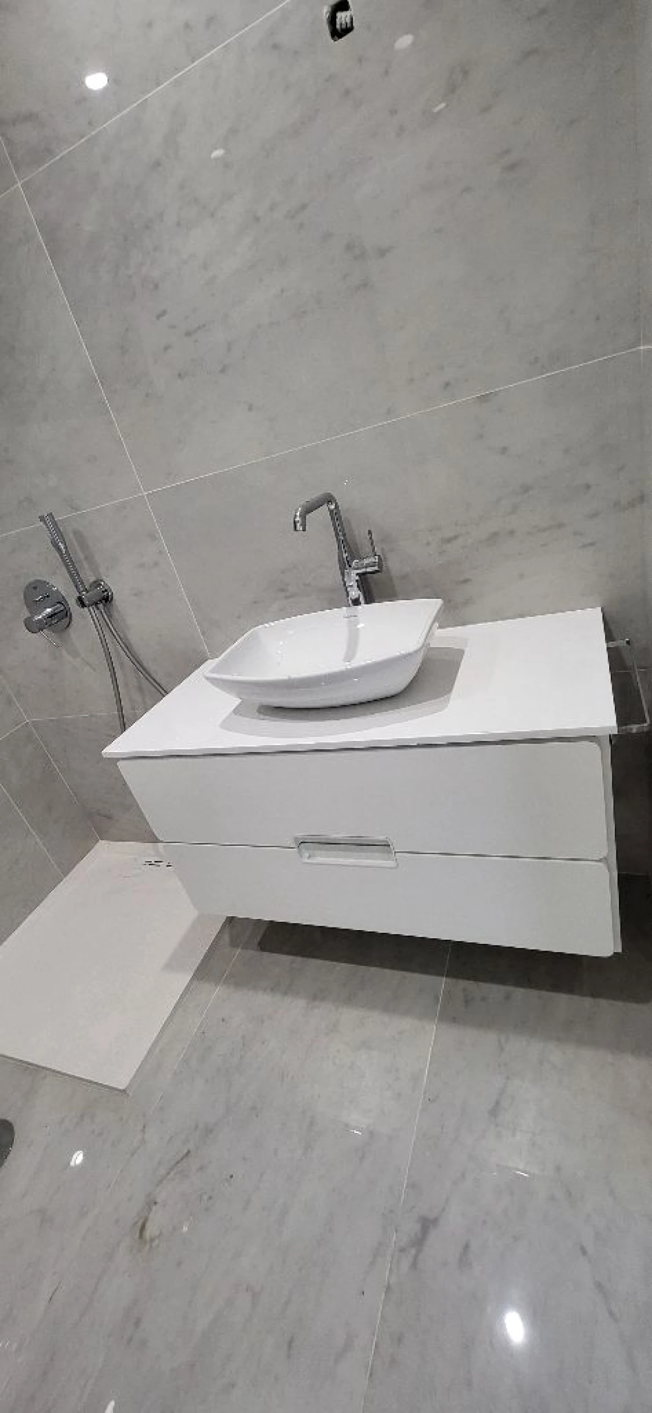 Moradia T4 para Venda em Espinho Foto 12