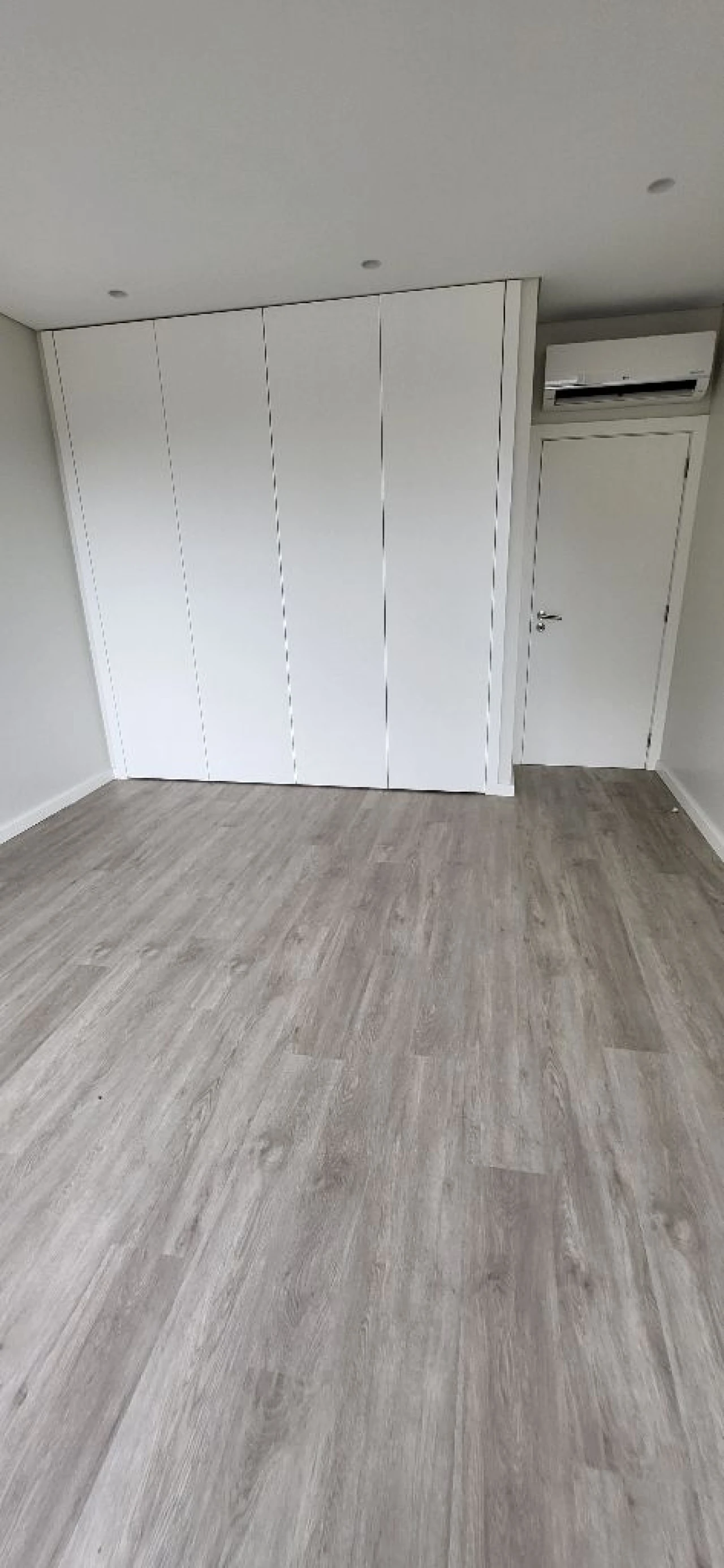 Moradia T4 para Venda em Espinho Foto 18