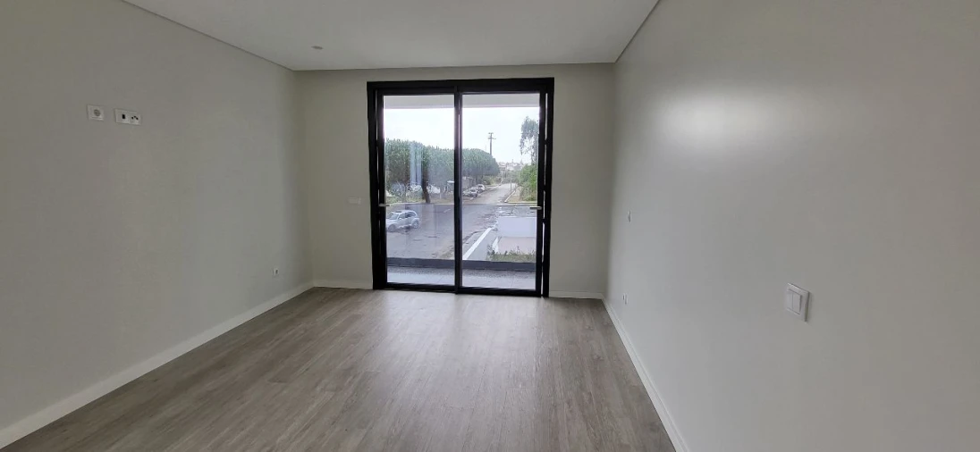 Moradia T4 para Venda em Espinho Foto 14