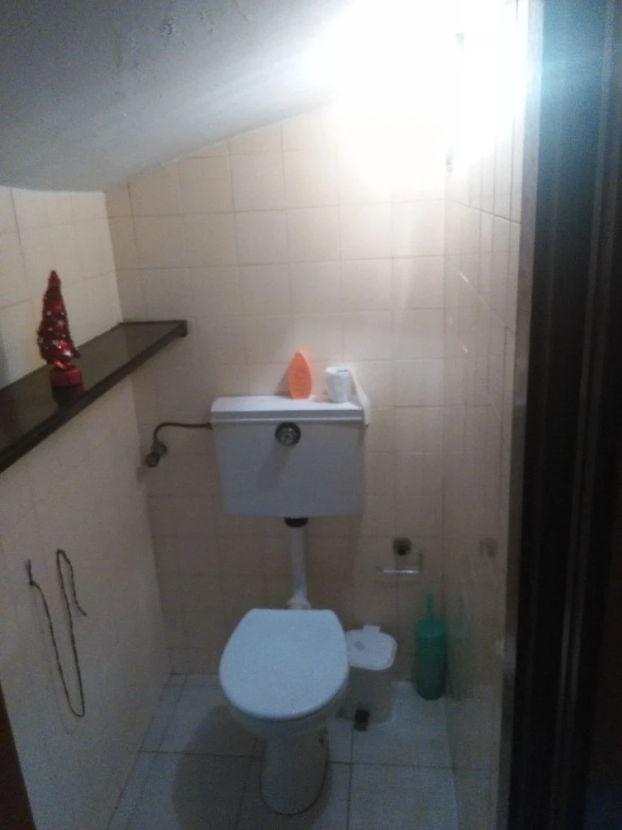 Loja para Arrendamento em Espinho Foto 11