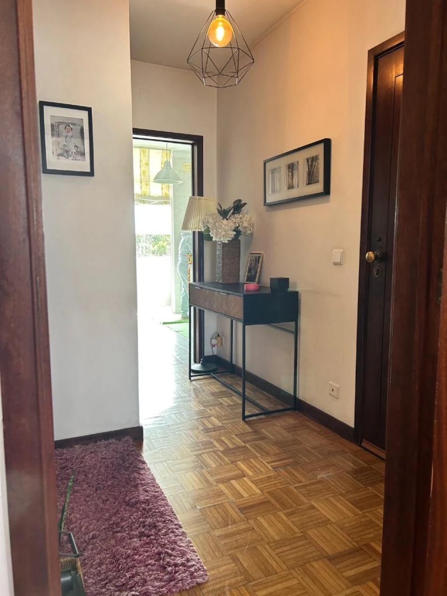 Apartamento para Venda em Maia Foto 6