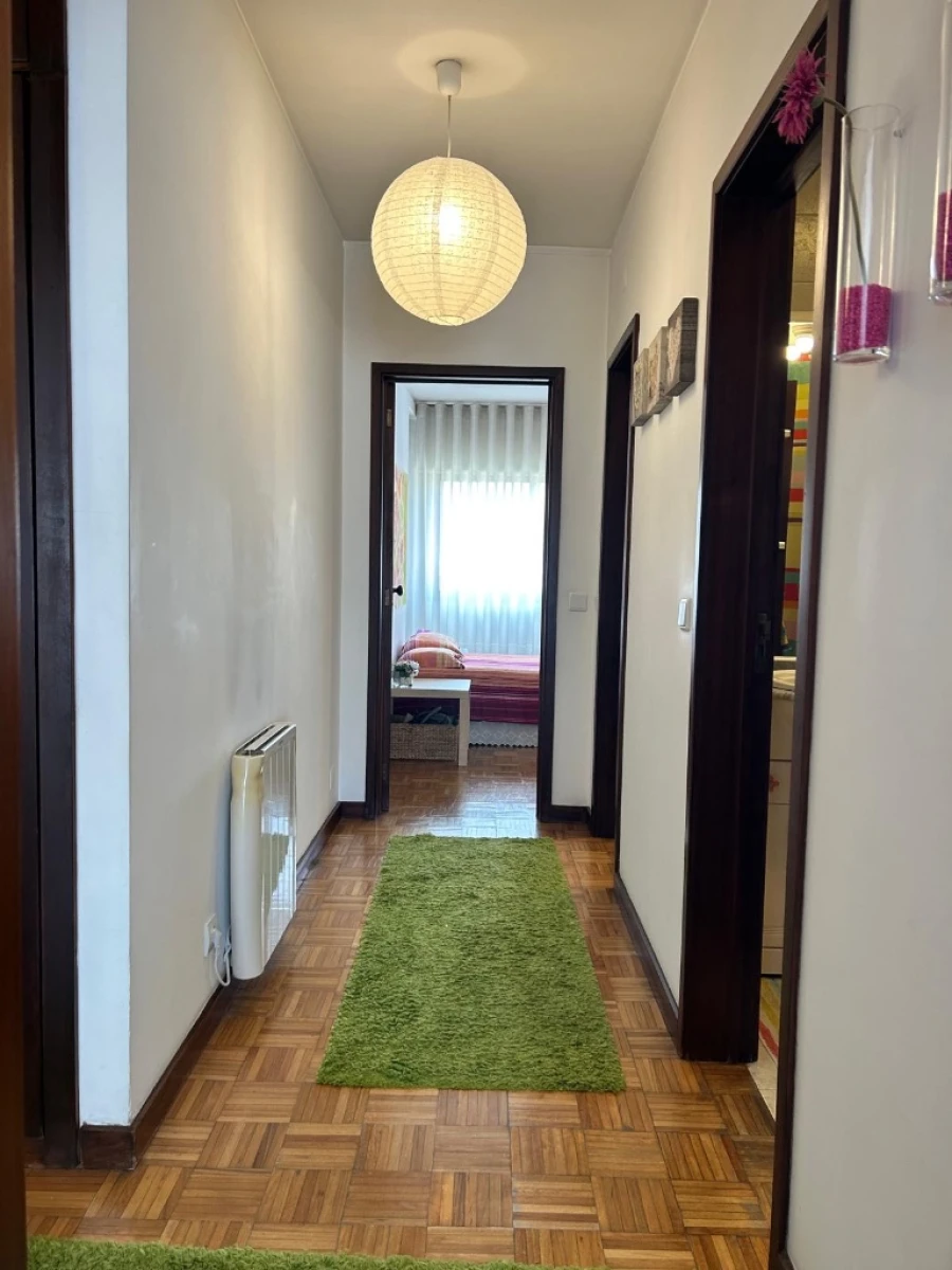 Apartamento para Venda em Maia Foto 9