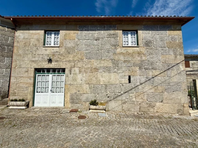 Moradia T5 para Venda em Póvoa de Lanhoso Foto 2