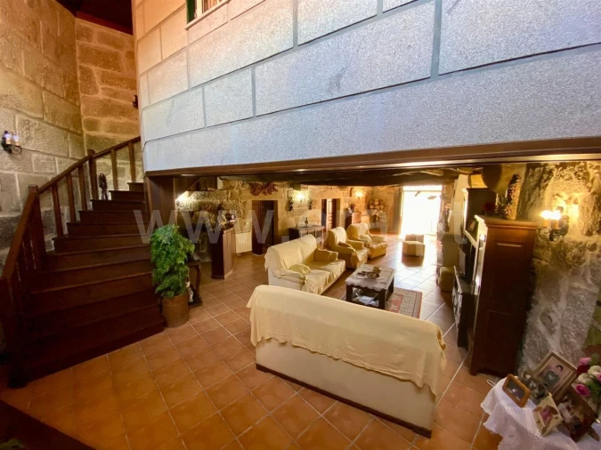 Moradia T5 para Venda em Póvoa de Lanhoso Foto 15