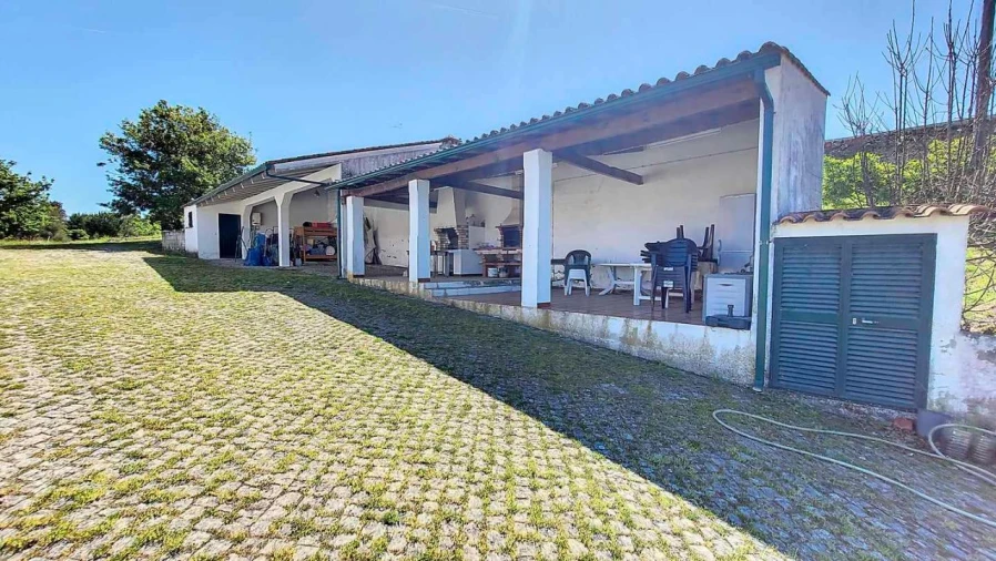 Moradia T3 para Venda em Oliveira do Hospital Foto 16