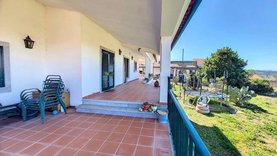 Moradia T3 para Venda em Oliveira do Hospital Foto 17