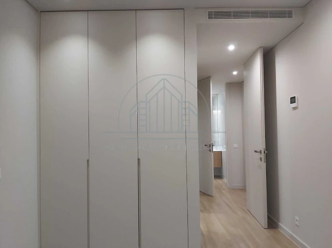 Apartamento T2 para Arrendamento em Porto Foto 14