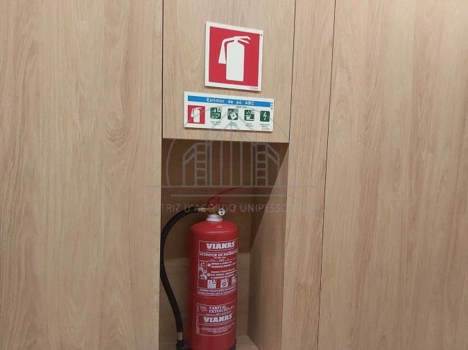 Apartamento T2 para Arrendamento em Porto Foto 18