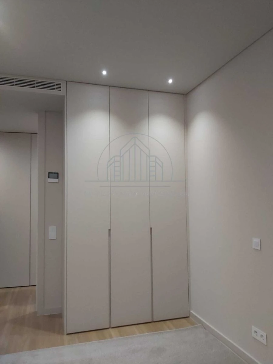 Apartamento T2 para Arrendamento em Porto Foto 22