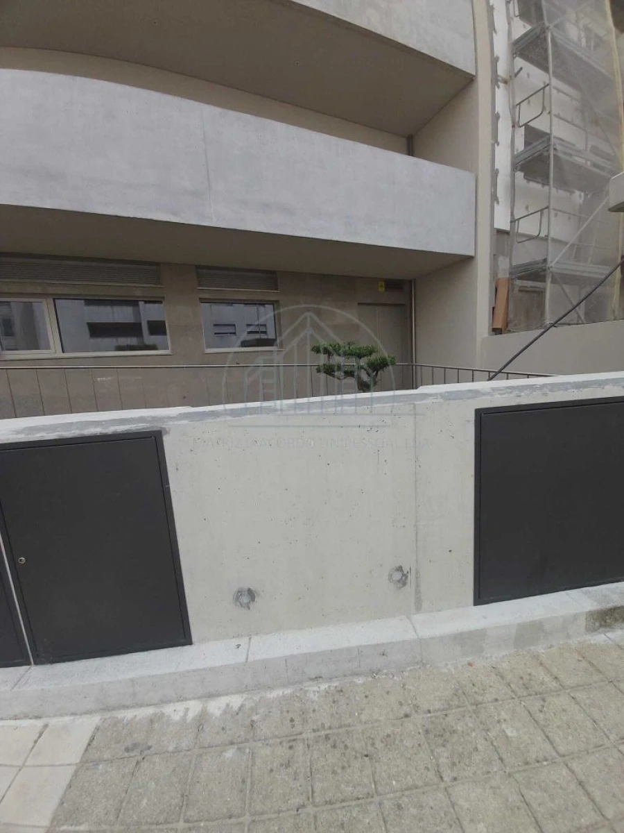 Apartamento T2 para Arrendamento em Porto Foto 27