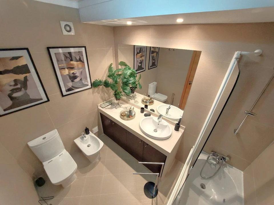 Apartamento T2 para Venda em Amadora Foto 8