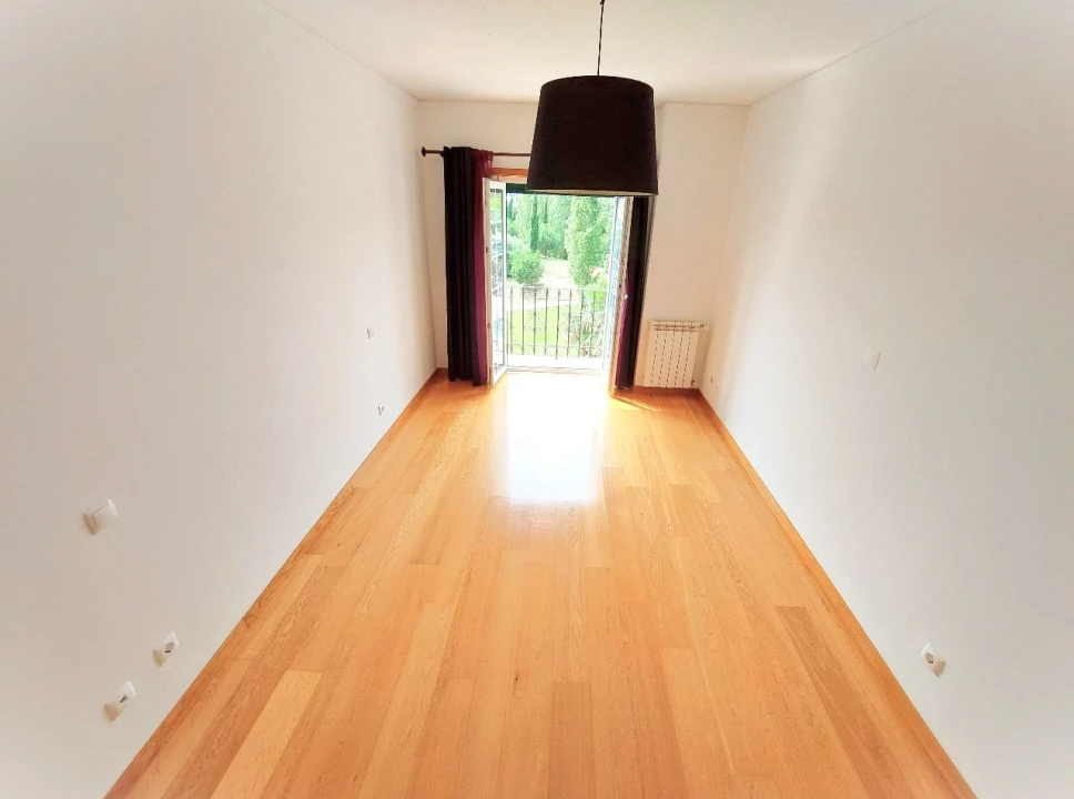 Apartamento T2 para Venda em Amadora Foto 14