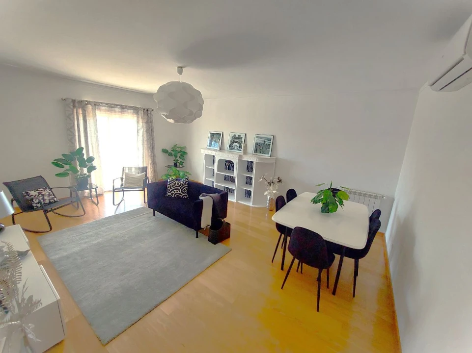 Apartamento T2 para Venda em Amadora Foto 16