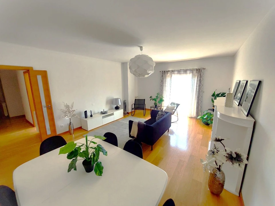 Apartamento T2 para Venda em Amadora Foto 19