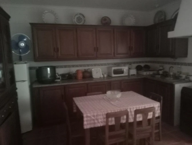 Moradia T4 para Venda em Mourão Foto 2