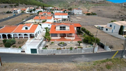 Moradia T3 para Venda em Porto Santo