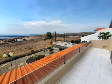 Moradia T3 para Venda em Porto Santo