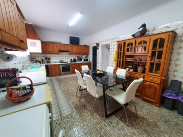 Moradia T3 para Venda em Porto Santo