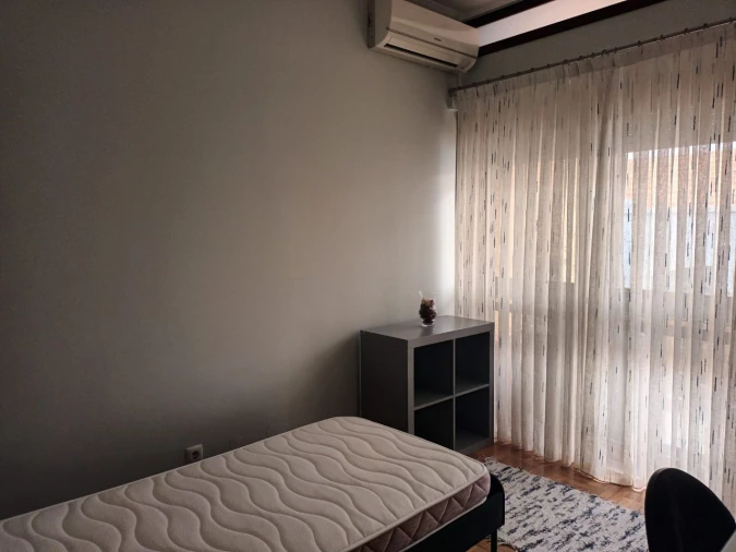Quarto para Arrendamento em Espinho Foto 4