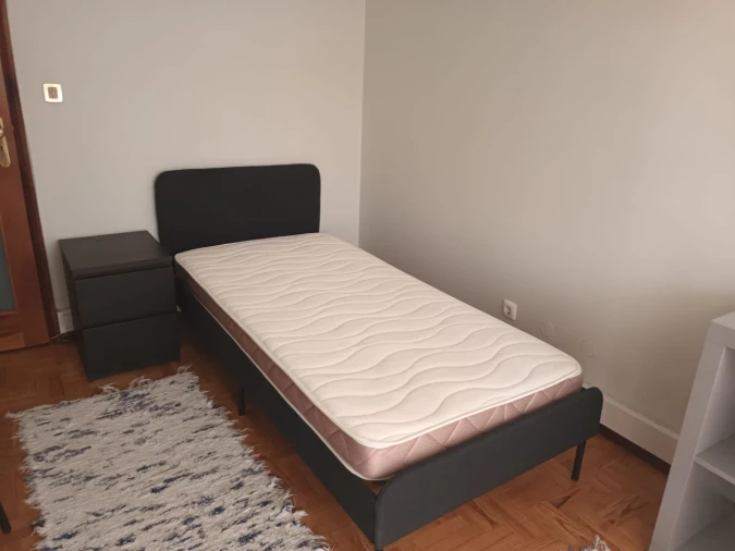 Quarto para Arrendamento em Espinho Foto 2