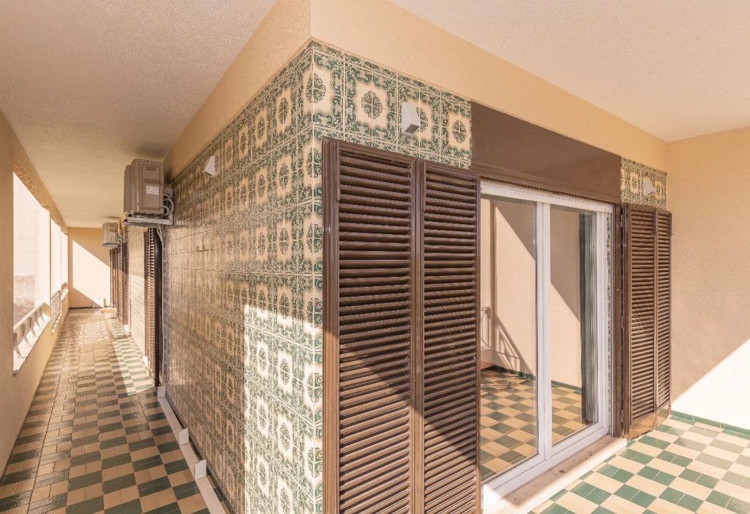 Apartamento T4 para Arrendamento em Oeiras Foto 18