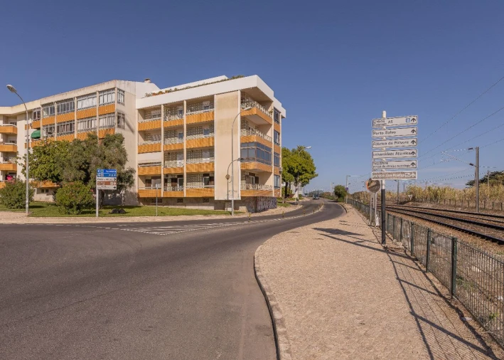 Apartamento T4 para Arrendamento em Oeiras Foto 20