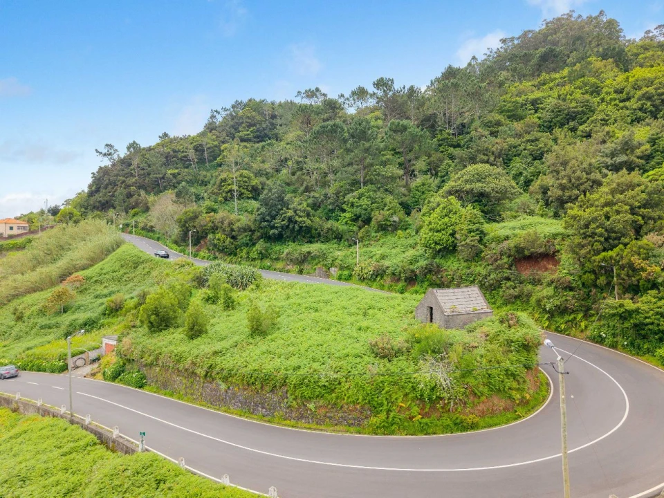 Terreno P/ Prédio para Venda em Casais de Baixo Foto 1