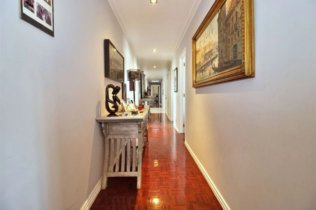 Apartamento T6 para Venda em Lisboa Foto 22