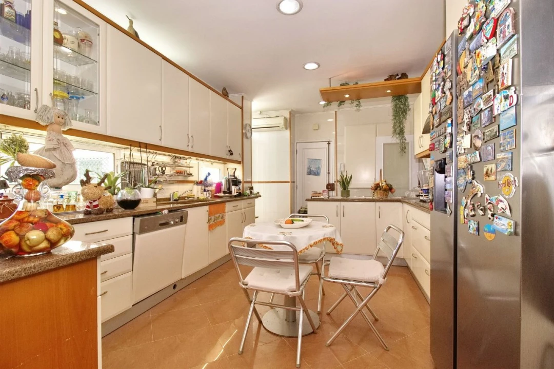 Apartamento T6 para Venda em Lisboa Foto 26