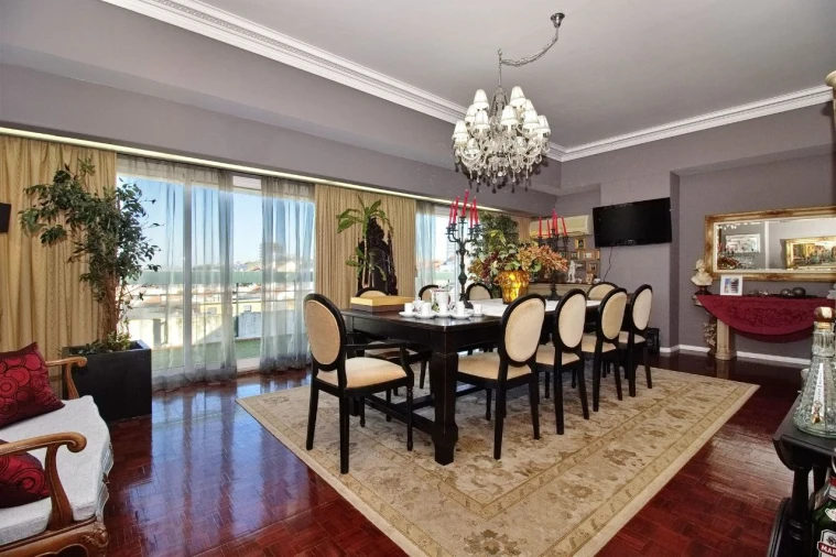 Apartamento T6 para Venda em Lisboa Foto 8