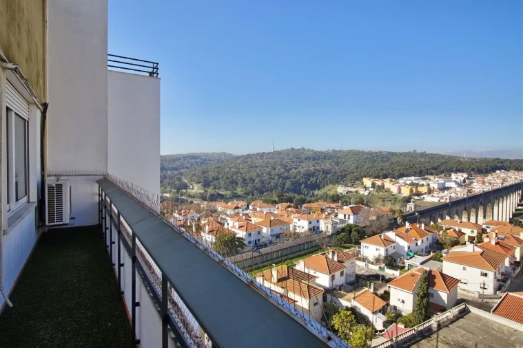 Apartamento T6 para Venda em Lisboa Foto 17