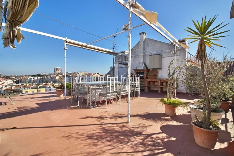 Apartamento T6 para Venda em Lisboa Foto 36