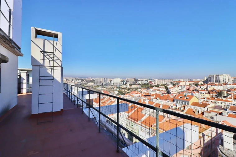 Apartamento T6 para Venda em Lisboa Foto 39