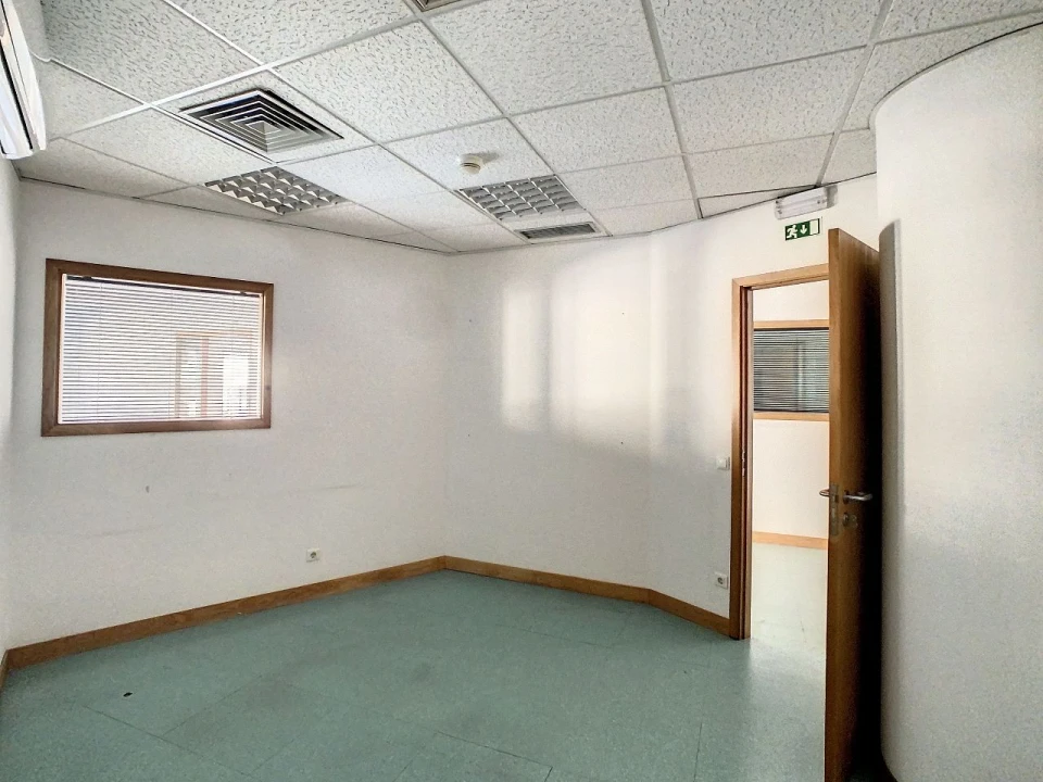 Escritório para Arrendamento em Lisboa Foto 15