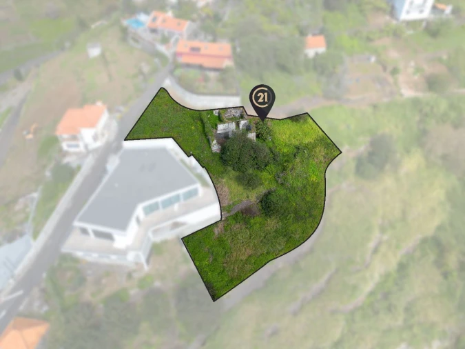 Terreno P/ Prédio para Venda em Calheta Foto 15