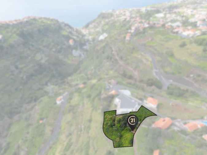 Terreno P/ Prédio para Venda em Calheta Foto 17