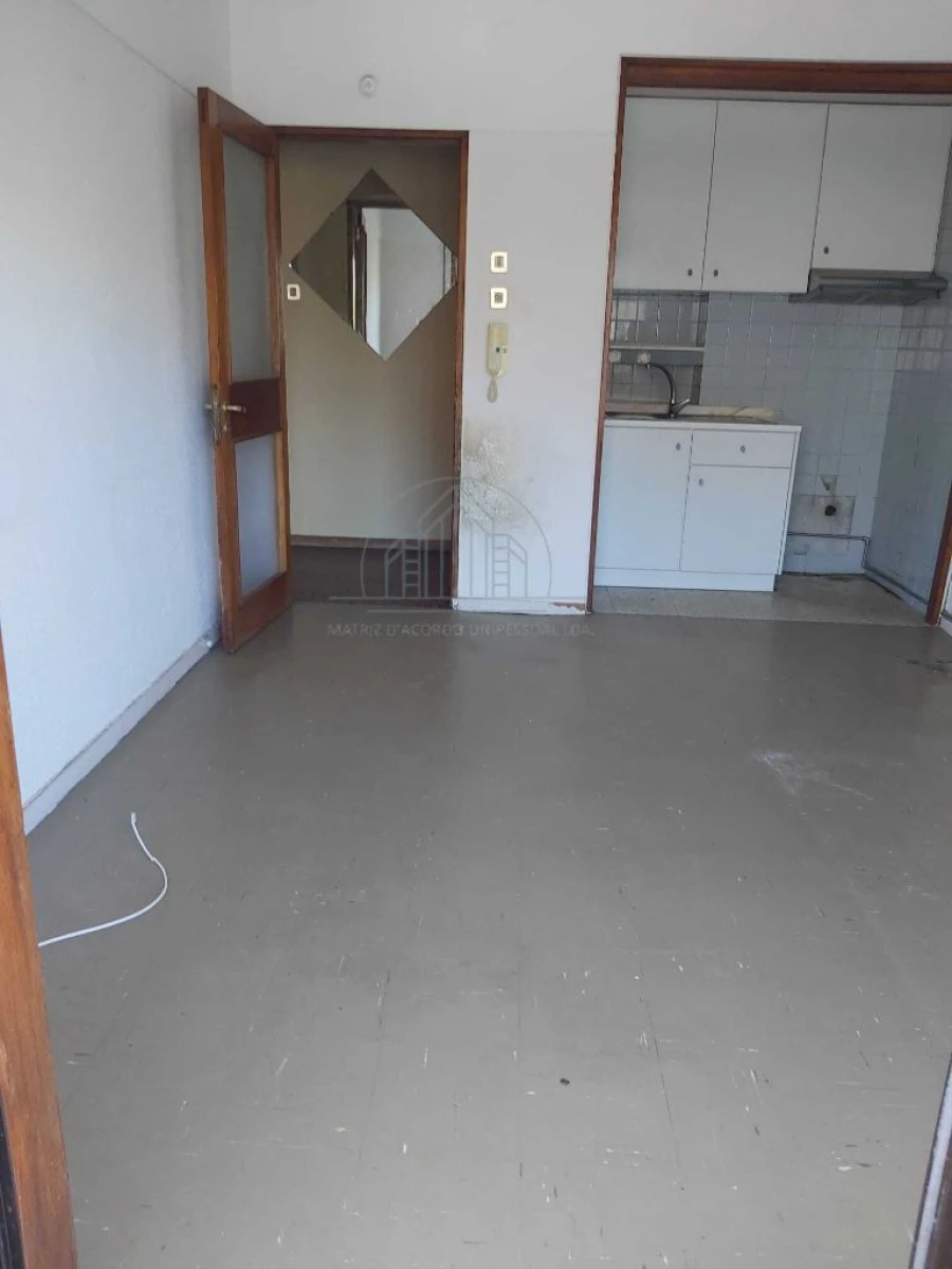 Apartamento T1 para Arrendamento em Porto Foto 5