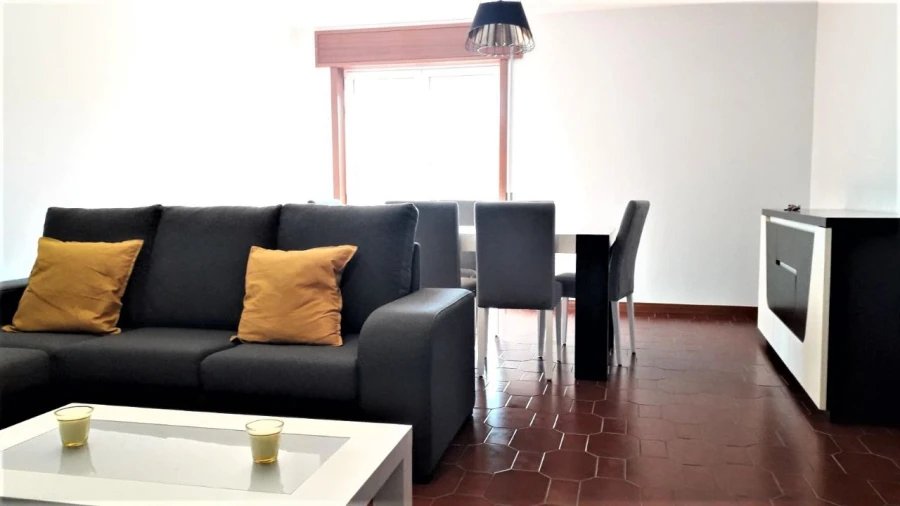 Apartamento T4 para Venda em Arcos de Valdevez Foto 13