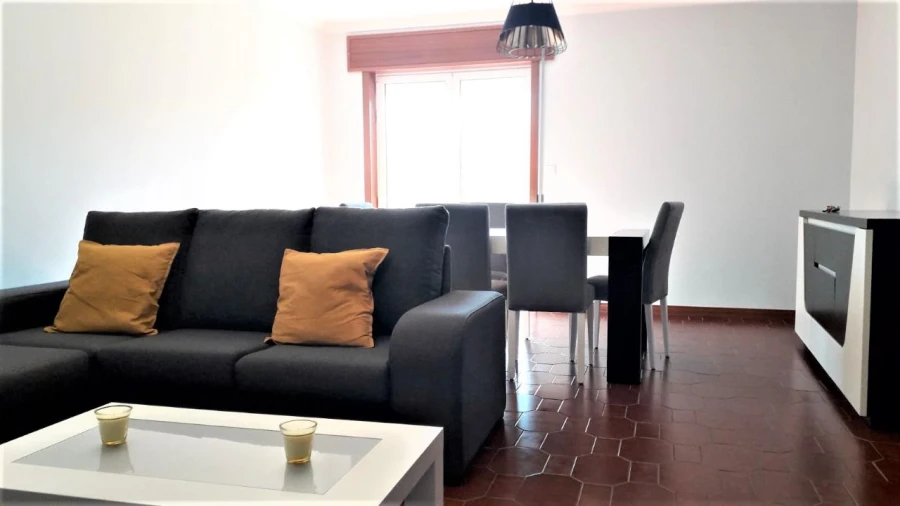 Apartamento T4 para Venda em Arcos de Valdevez Foto 16