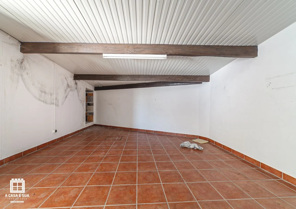 Moradia T4 para Venda em Alpossos Foto 22