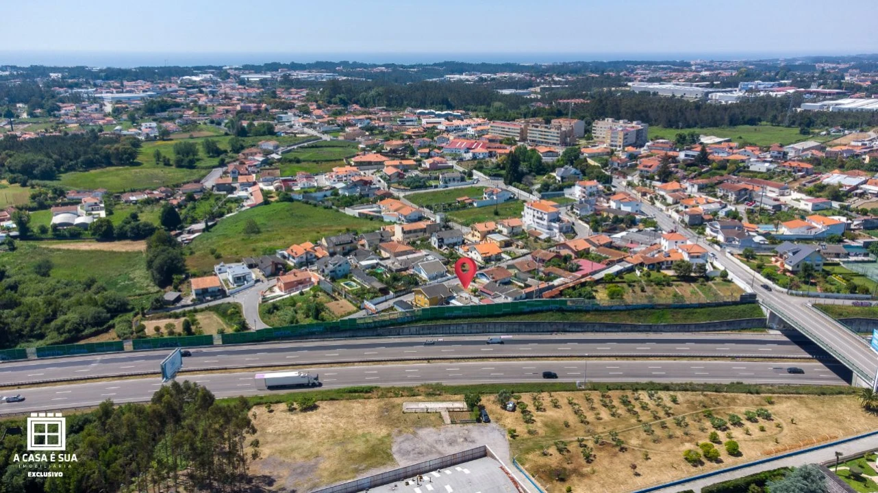 Moradia T4 para Venda em Alpossos Foto 33