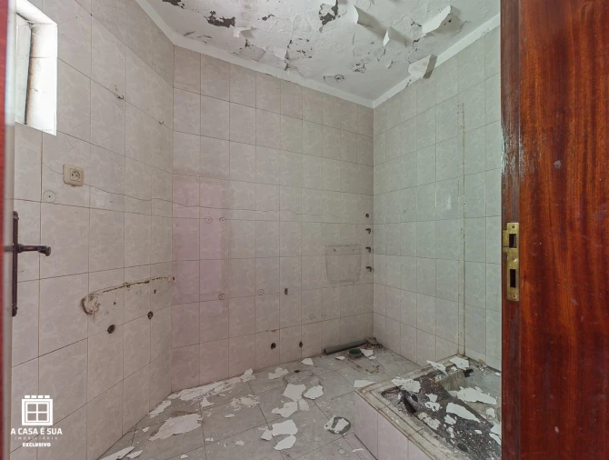 Moradia T4 para Venda em Alpossos Foto 11