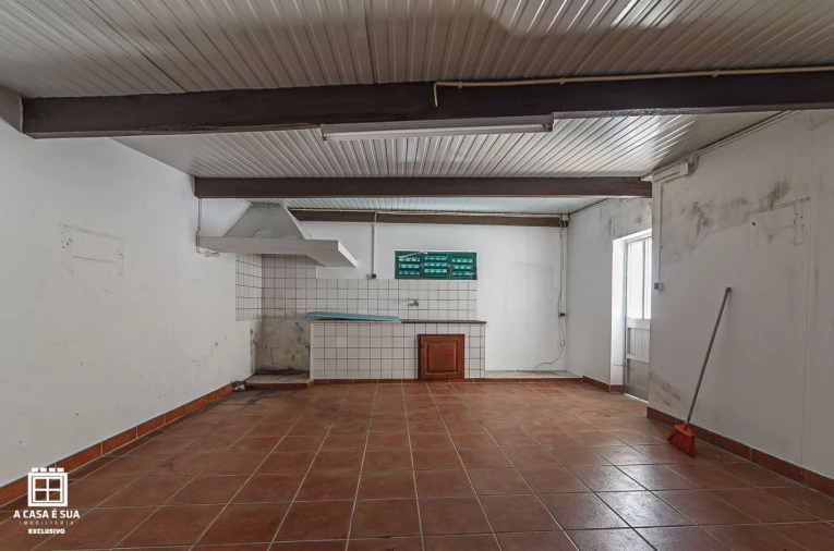 Moradia T4 para Venda em Alpossos Foto 21