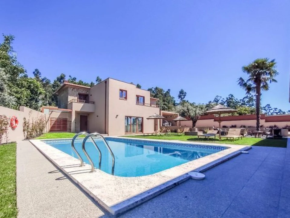 Negócio para Venda em Tamel (São Pedro Fins) Foto 3