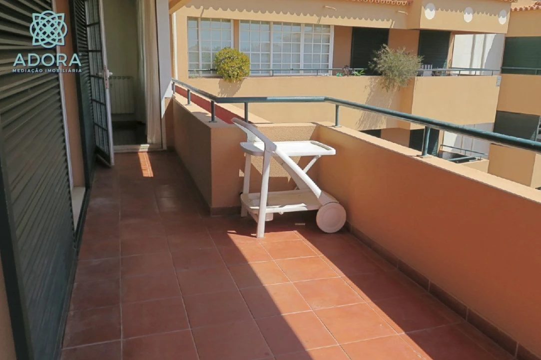 Apartamento T2 para Venda em Cascais Foto 5